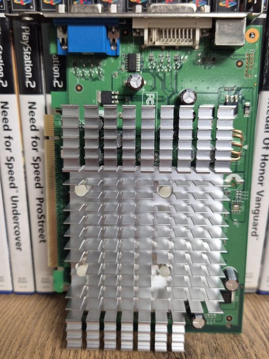 Karta graficzna GeForce 8400 GS PCI VGA DVI sprawna retro PC