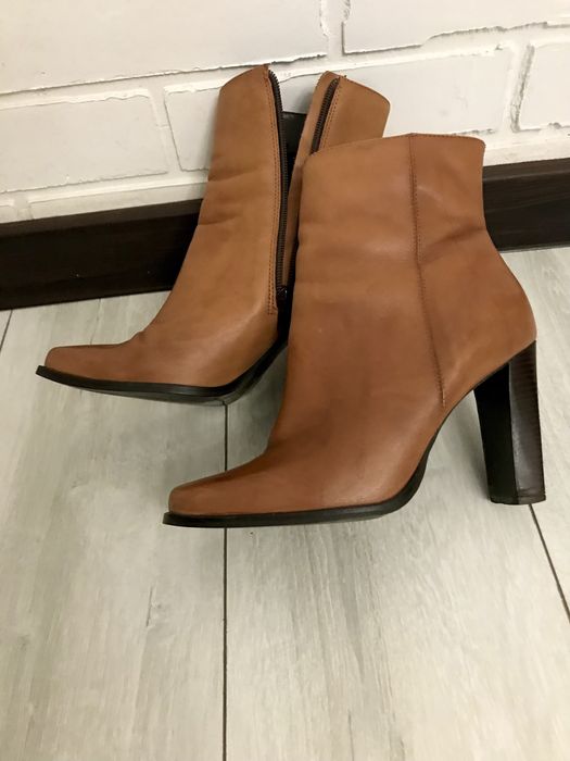 Шкіряні ботінки