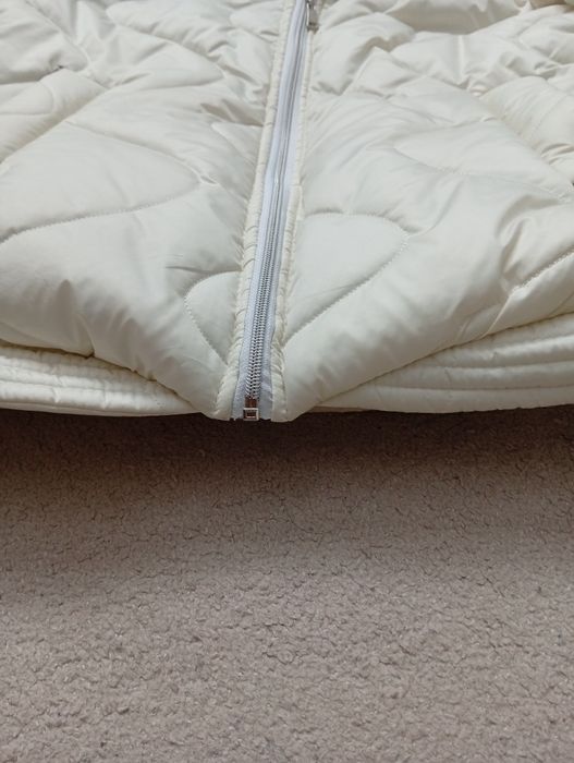 Курточка  жіноча