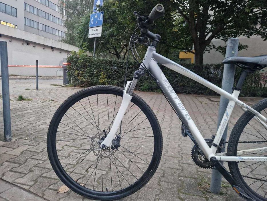 Carrera Crossfire 3 – rower crossowy trekkingowy , rama 17", koła 28"