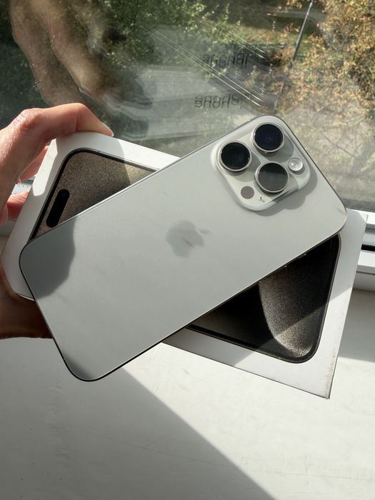 Iphone 15 pro titanium