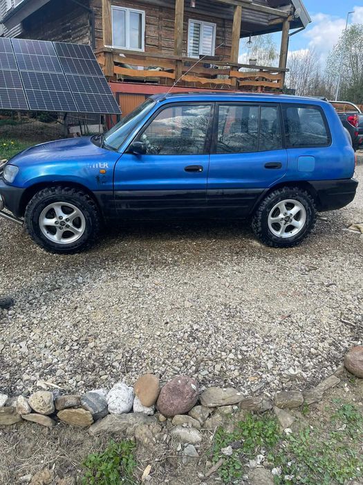 Toyota Rav4 2.0 1996r.