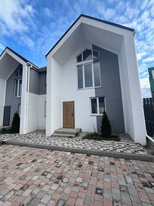 Таунхаус У Святопетрівському! ЄОселя! Сертифікат!