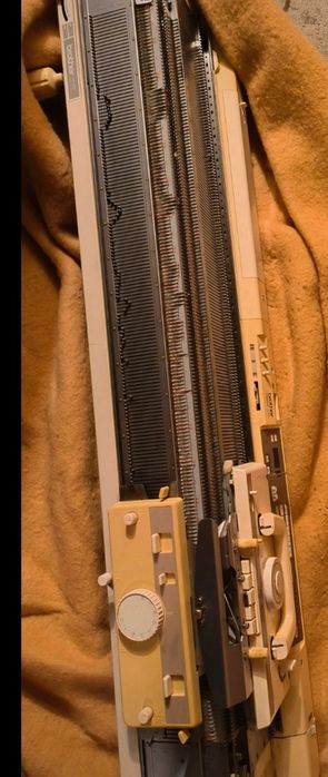 Brother eletroknit kh940 + KG-95