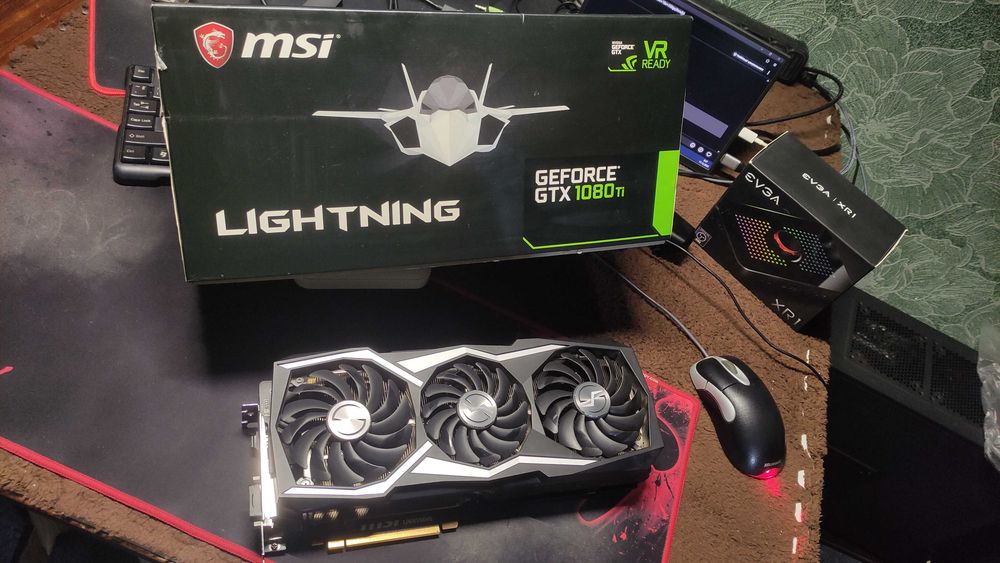> Рідкісна відеокарта > GTX 1080ti > MSI Lightning < 11GB {_обслуговувалась на стрімах_} фото/відео є