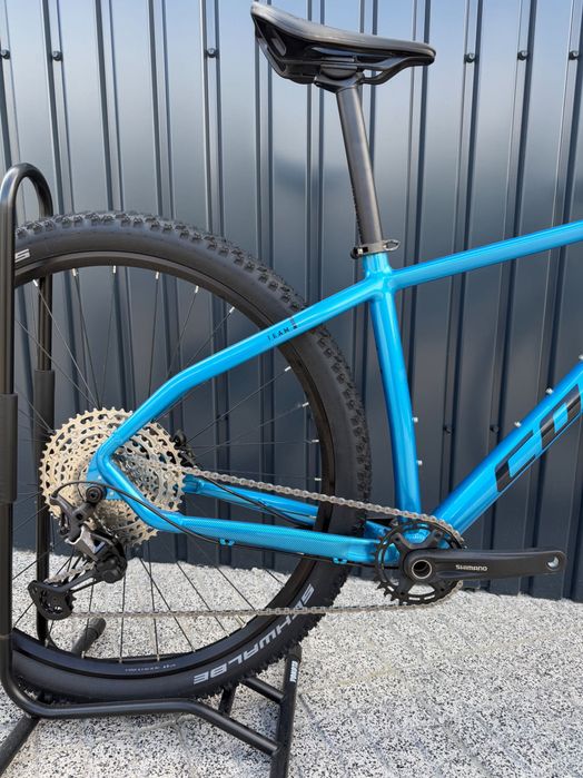 Nova// conor team xt 1x12v