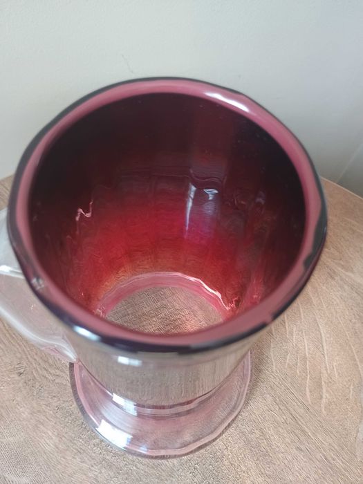 Wazon PRL Tarnowiec Jerzy Słuczan-Orkusz rubinowy 24 cm szkło artystyczne