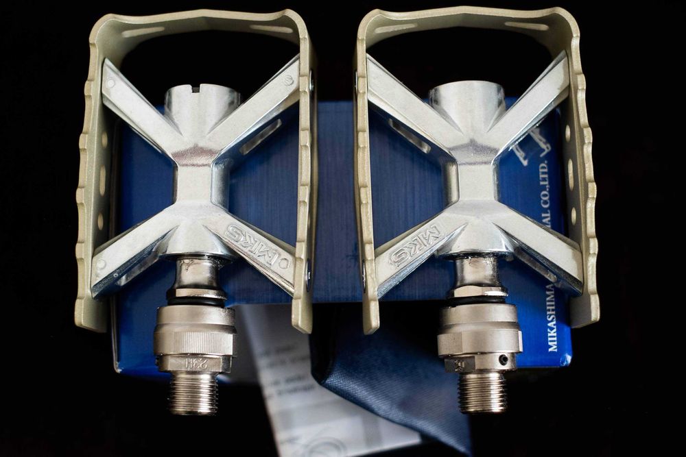 Pedais - MKS Esprit Ezy Superior | Cor prata champanhe