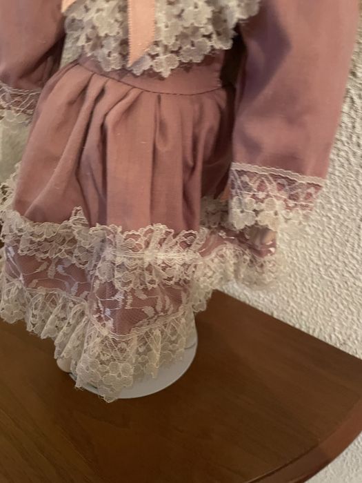 Boneca de porcelana
