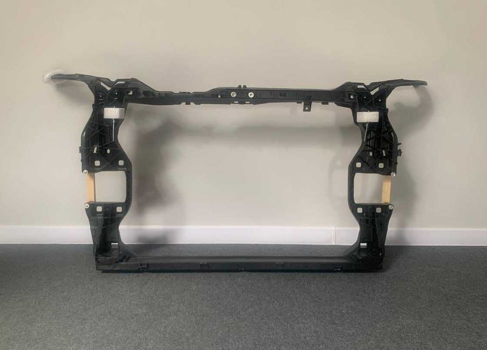 Панель передня телевізор  80A805594A 80A805594C Audi Q5 17-21 SQ5 Наяв