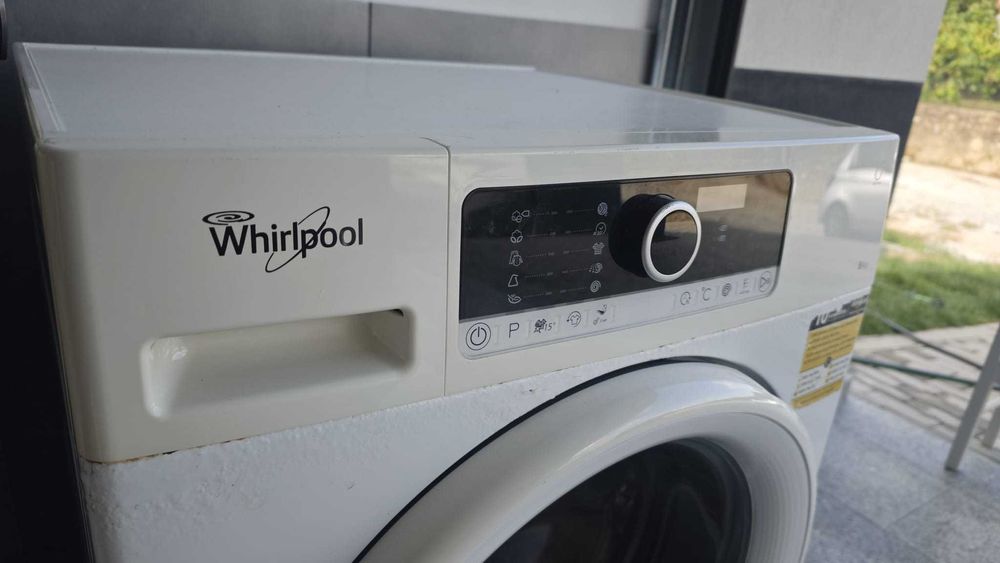 Máquina de lavar roupa Whirlpool 6th sense 8kg