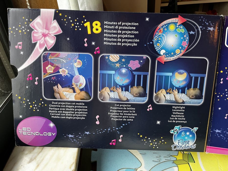 Projector de berço/cama de bebé (criança) com música