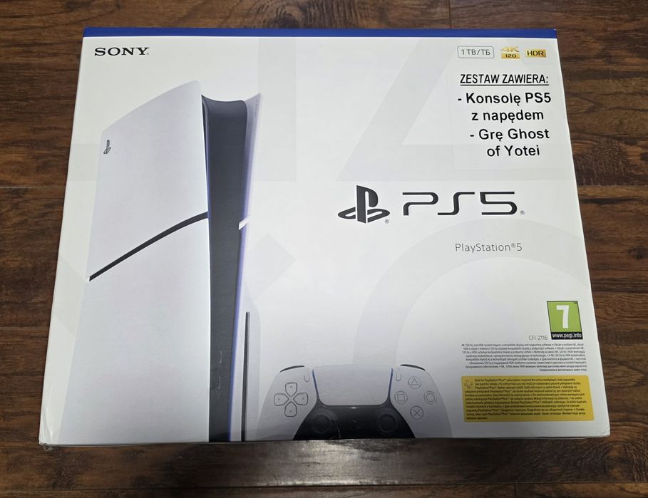 Playstation 5 ps5 slim 1tb z napędem i grą.