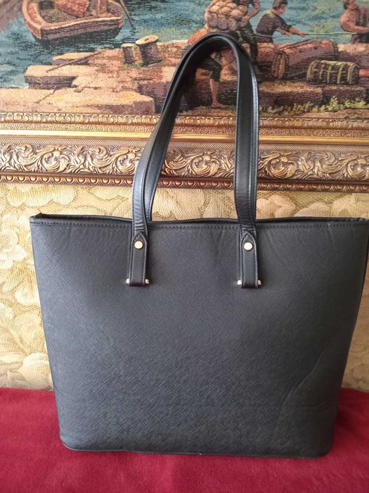 женские и мужские сумки.