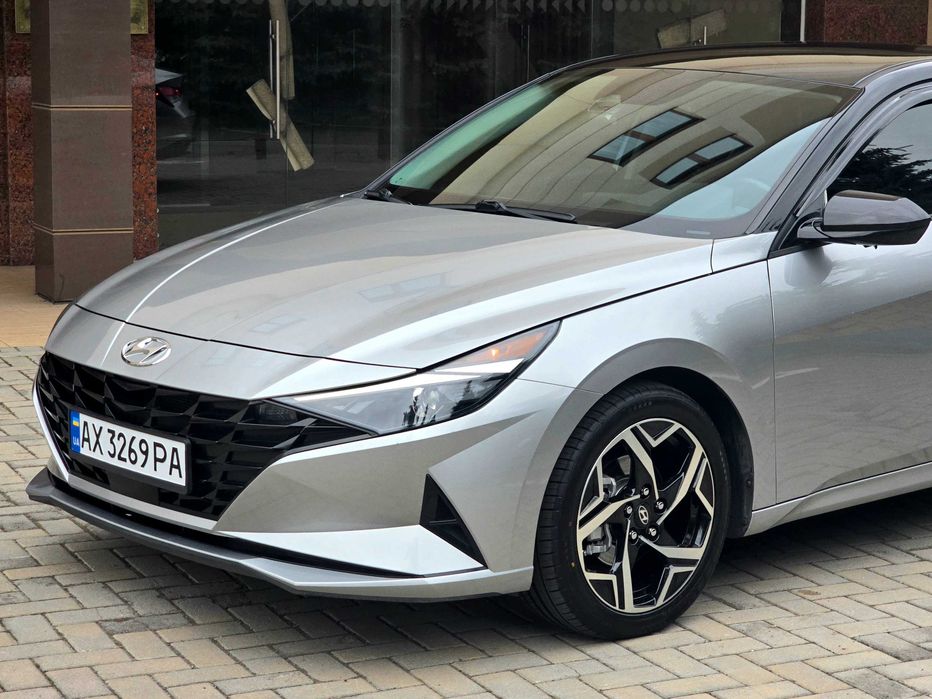 Hyundai Elantra 2020г.в. 2.0 автомат, бензин