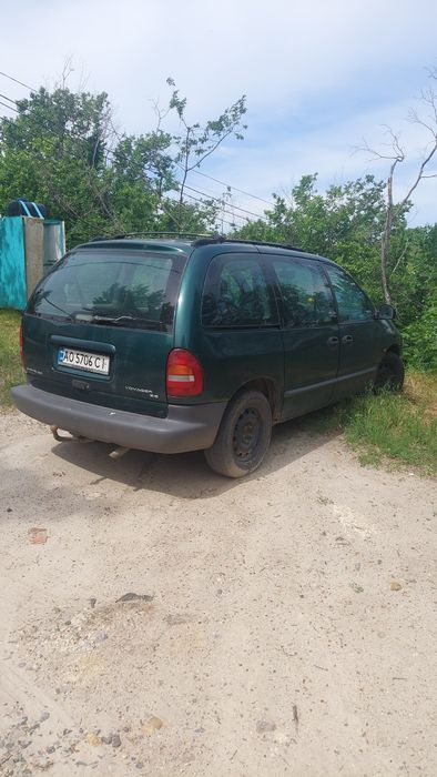 Продам Крайслер Вояджер