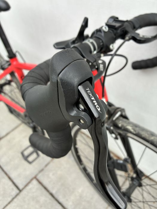 Szosowy Triban 500 Junior koła 24”