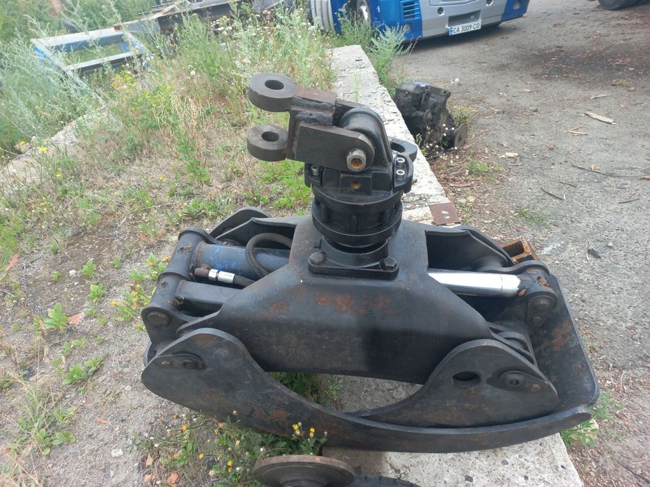 Продам захват з ротатором