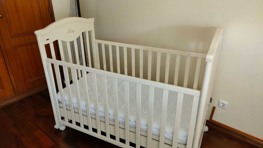 berço/cama criança