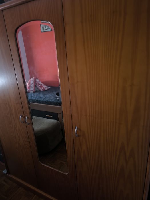 Roupeiro três portas