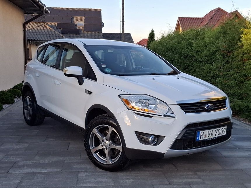 Ford Kuga Trend 2.0 TDCi  140 ps ** stan  idealny **