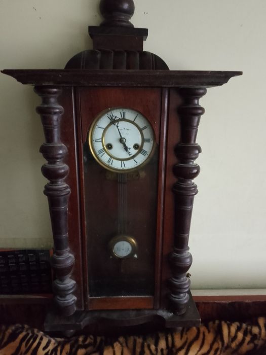 Настенные часы Gloria антикварные