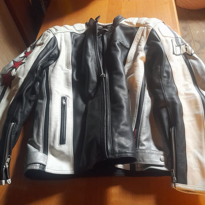 Kurtka skórzana motocyklowa w bardzo dobrym stanie