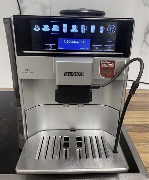 Продам кавоварку SIEMENS EQ6