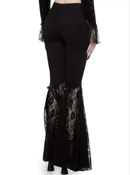 готичні штани.