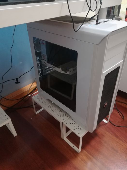 PC DESKTOP GAMING  I5-7500 ASUS RX480 8GB  e componentes e perifericos à parte