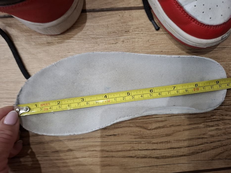 Buty Jordan rozm 37.5