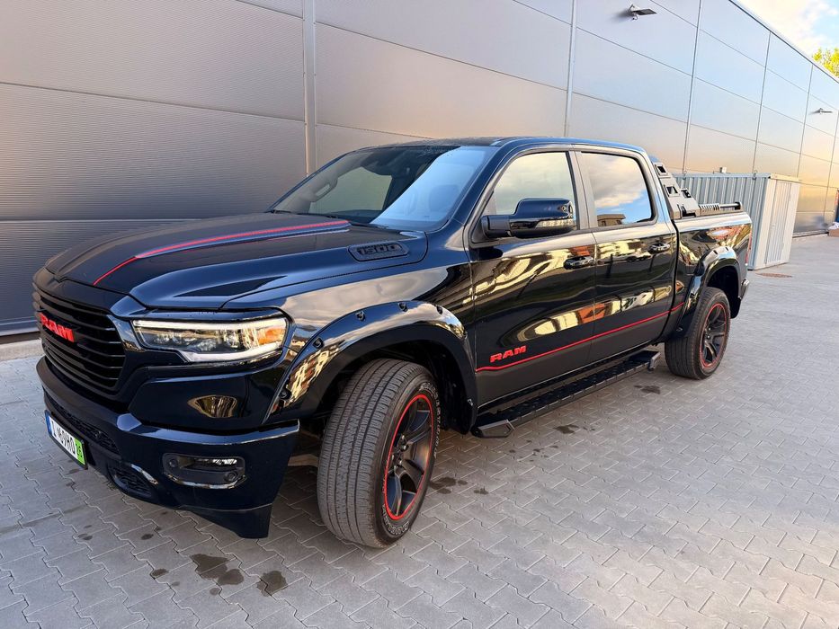 RAM 1500 Sport 5.7 4x4     14700 km przebiegu