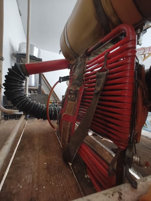 Máquina de sulfatar a trabalhar