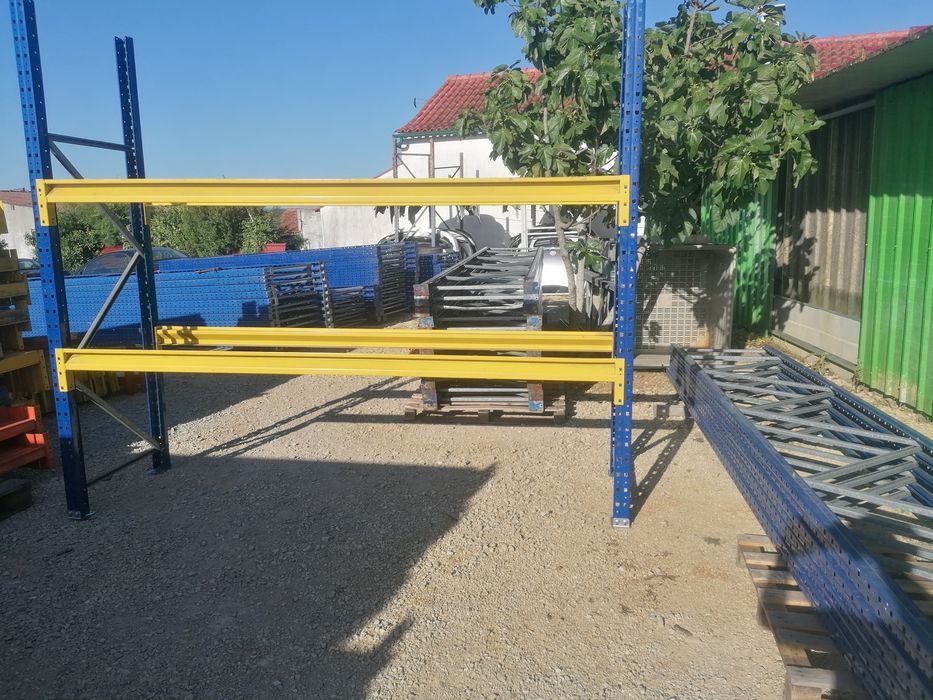 Racks, parteleiras industriais, estantes de armazém