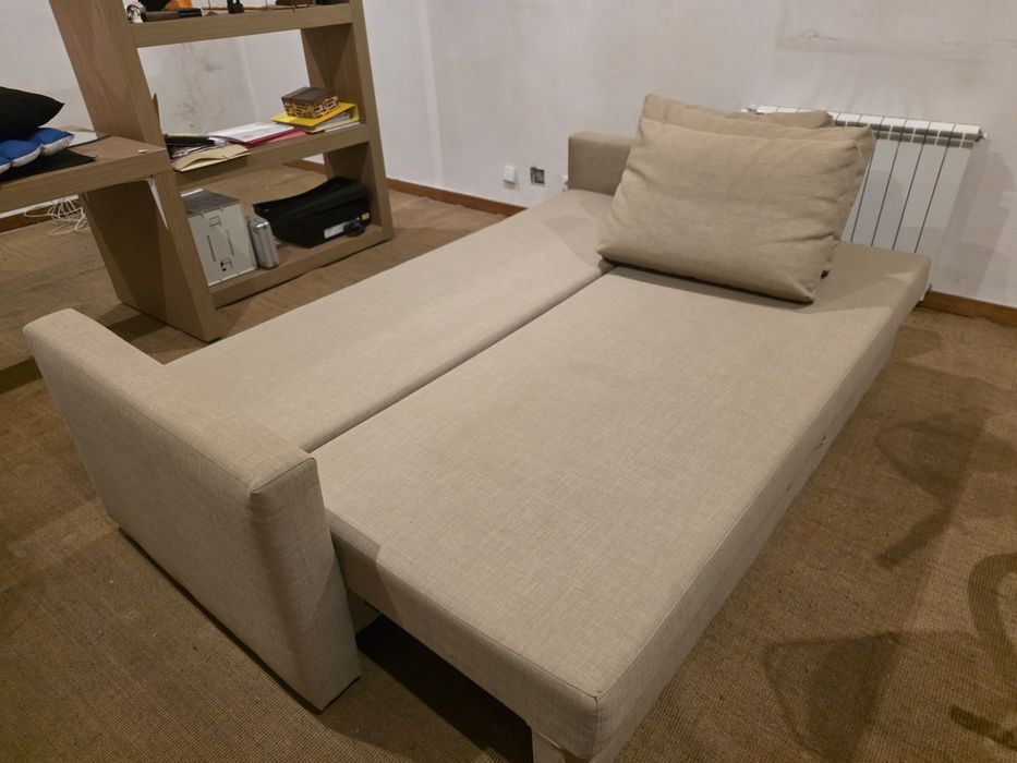 Sofá cama Ikea em beje