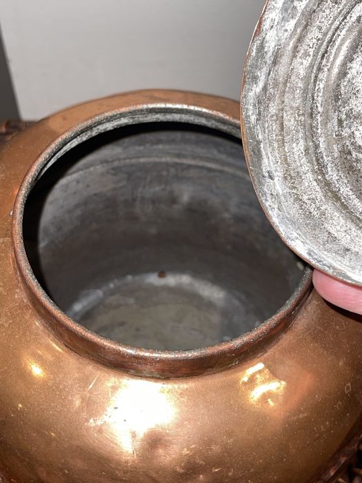 Старий мідний чайник на 4 л