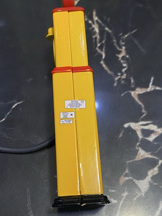 Модель бензоколонки Shell, 12 см, из металла