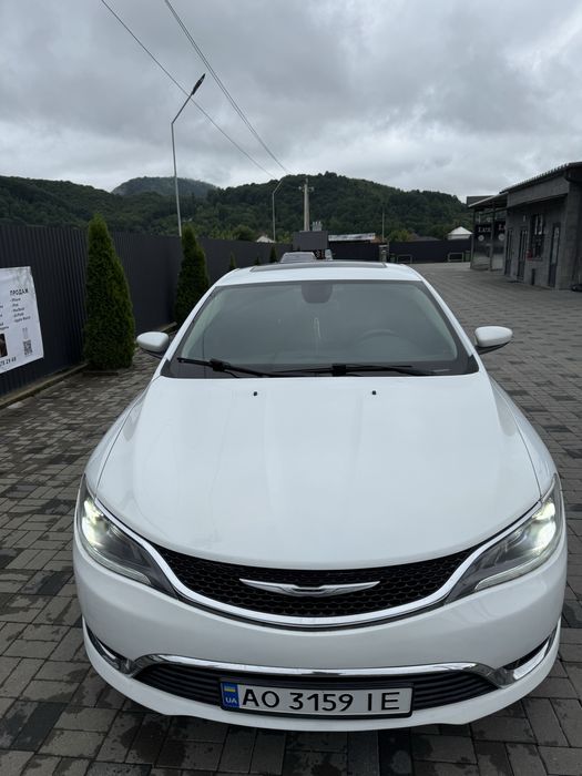 Продам Chrysler 200 2015 рік 2.4і