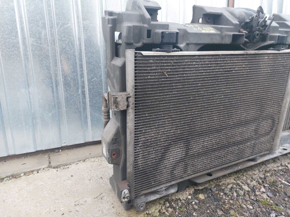 Citroen C5 III LIFT Peugeot 508 2.0 HDI 163km Pas Przedni chłodnice