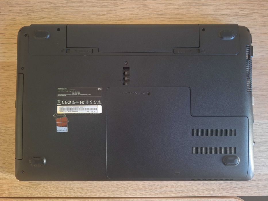Portátil Samsung NP275E5E