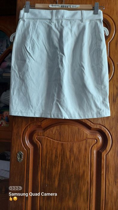 Nowa skórzana spódnica Mohito 32.