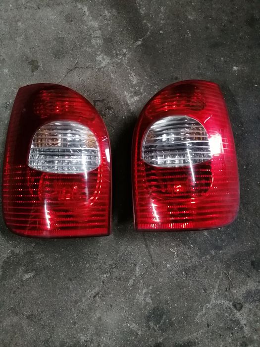 Farolins xsara picasso 2007 só lado direito