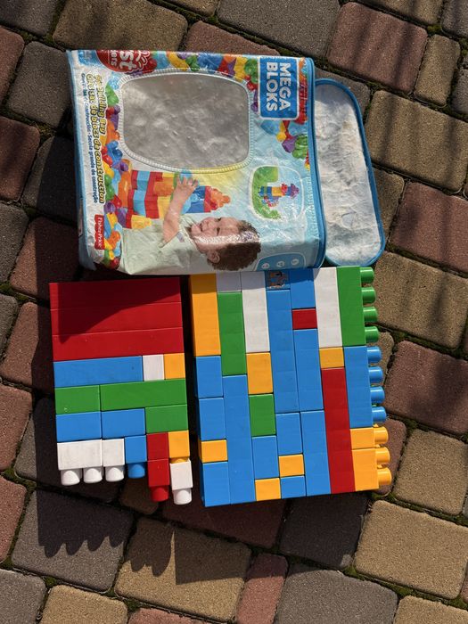 Мегаблокс/кубики