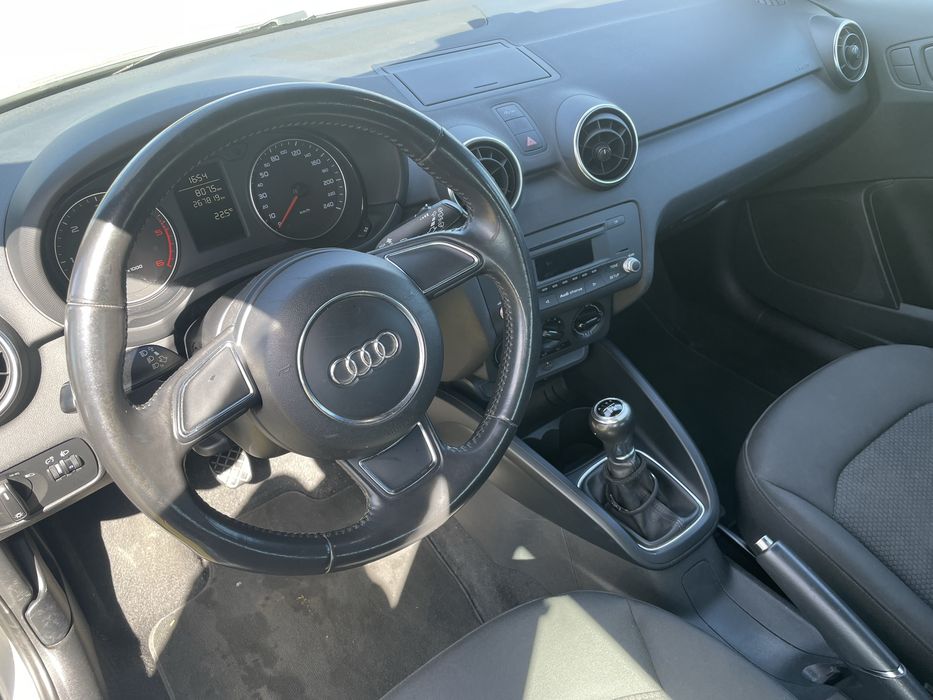 Audi A1 1.6 TDI 90cv - 2012