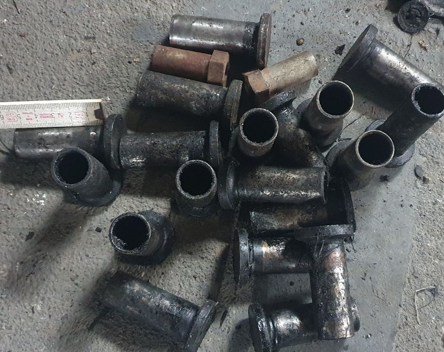 Śruby śruby śruby