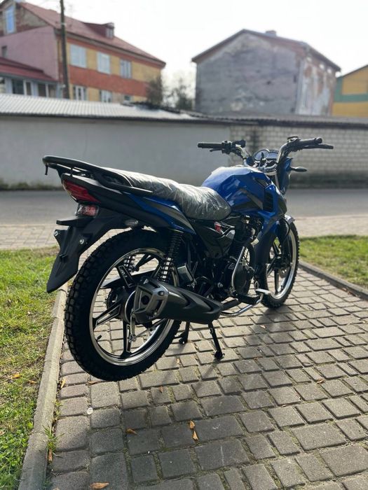 Spark SP150-R15 новий  дорожній мотоцикл 2025 року