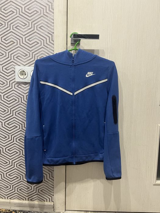Кофта nike tech fleece детский хл на рост 158-170 см