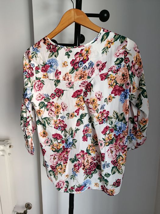 Blusas elegantes da Stradivarius