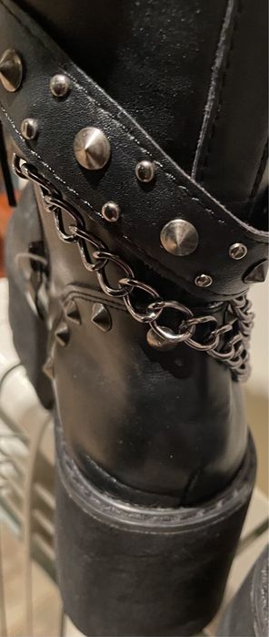 Botas  como novas n.38