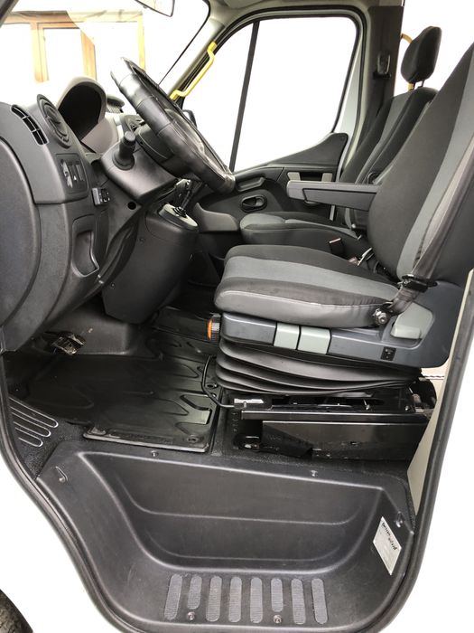 Рено мастер оригінальний пасажир 2014 рік